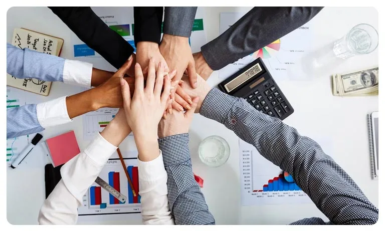 Our Graphic Designers in Delhi